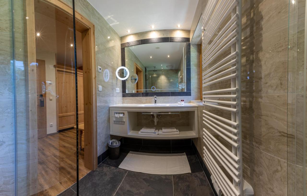 Hotel Dornauhof Финкенберг Екстериор снимка