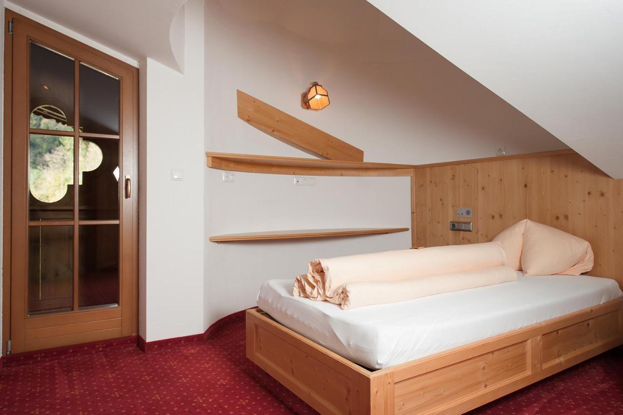 Hotel Dornauhof Финкенберг Екстериор снимка